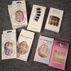 Lot of 8 Assorted Press-on Nail Tips Sets Short Length Almond Round